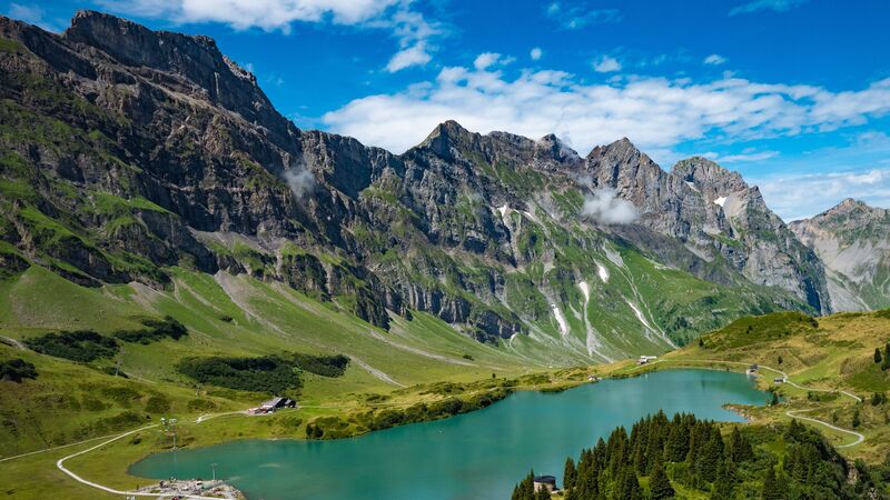 Cool Swiss Hiking Destinations for Hot Summer Weekend Trips